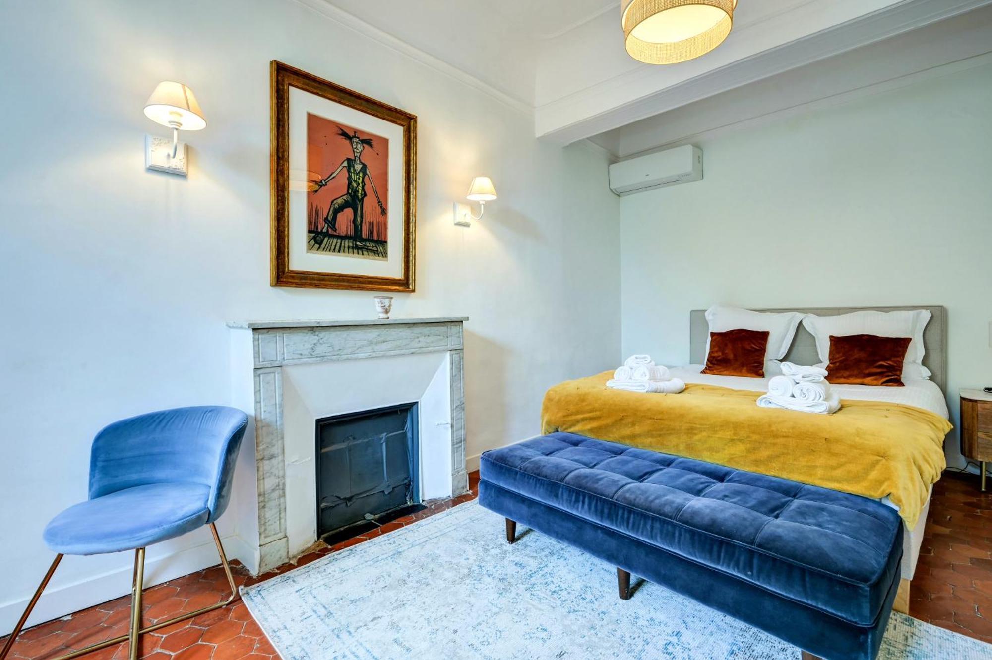 Les Suites De Montigny Екс ан Прованс Стая снимка